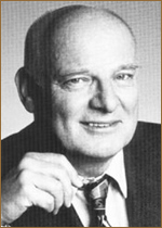 Александер Викарски